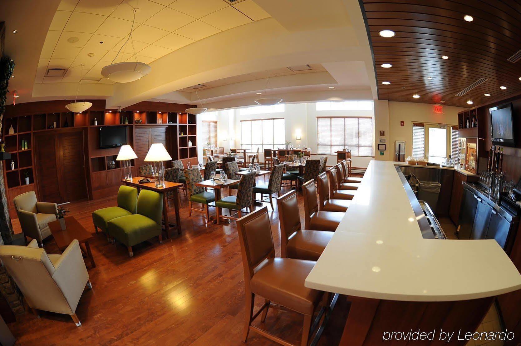 Holiday Inn Express Columbus Airport Easton Restaurant foto